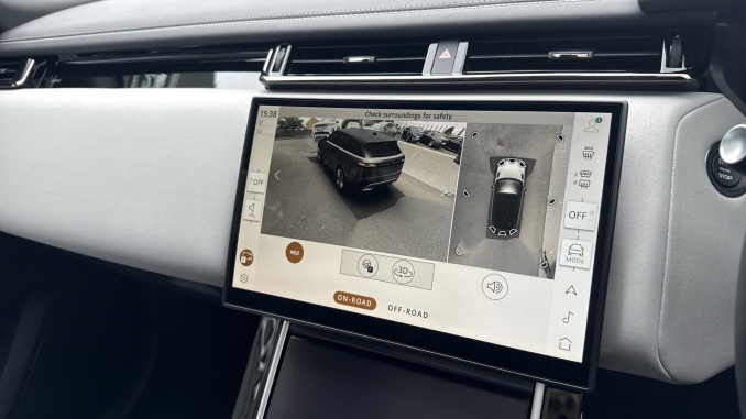 Land Rover Range Rover Velar 3.0 D300 MHEV Belgravia Edition 5dr Auto Diesel Estate - Image 12